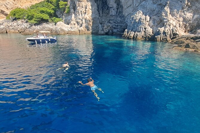 Elafiti Islands Private Luxury 4-Hour Speedboat Tour - Swimming and snorkeling in clear Adriatic water