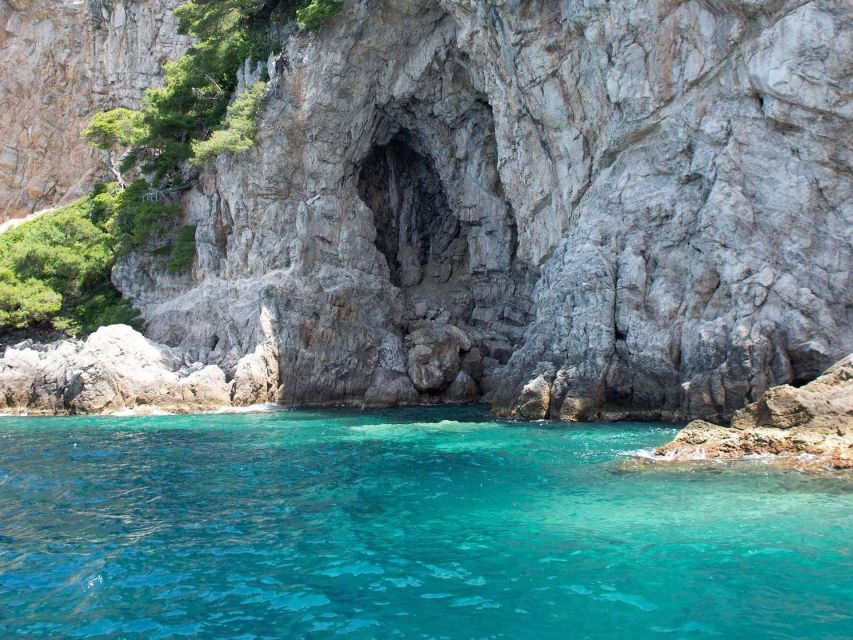 Elaphite Islands Cruise and Blue Cave Snorkeling Boat Tour - Five things to know before you book