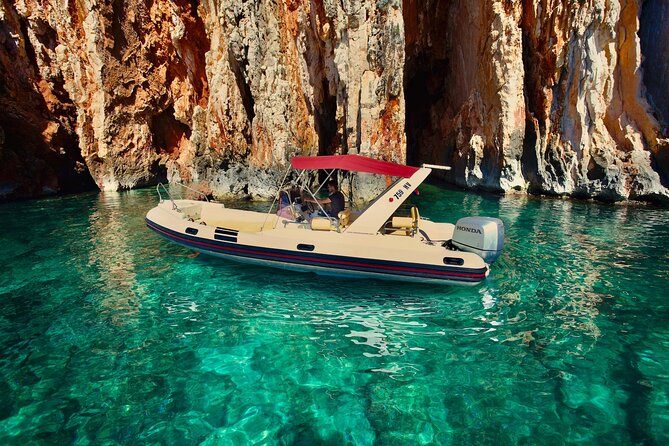 Exclusive Private Tour: Red Rocks & Pakleni Islands - The real value of $834.47