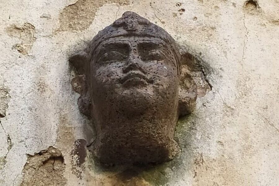 Experience Split History Walking Tour With Local Historian - Inside Diocletian’s Palace: Roman power meets daily life