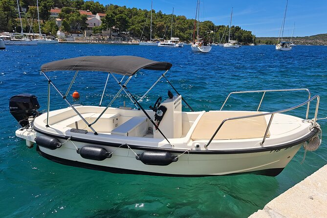 Explore the West coast of the island Brac by BETINA boat - Key things to know before you book