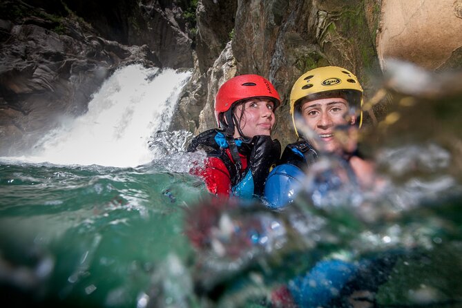Extreme Canyoning on Cetina River from Split or Zadvarje - The 55-meter descent beside Great Gubavica