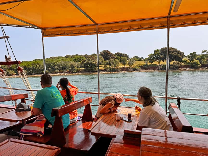 Fazana: Dolphin Finder in Brijuni islands Safari with Dinner - Dinner on board and what the $34 price covers