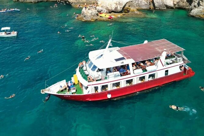 Fd boat-trip Medulin - Blue cave - Cres + lunch + dolphin search - One hour at the Blue Cave
