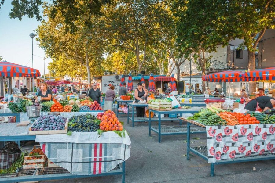 Food Tour in Split ( Small Group) - Green Market: the best place to begin