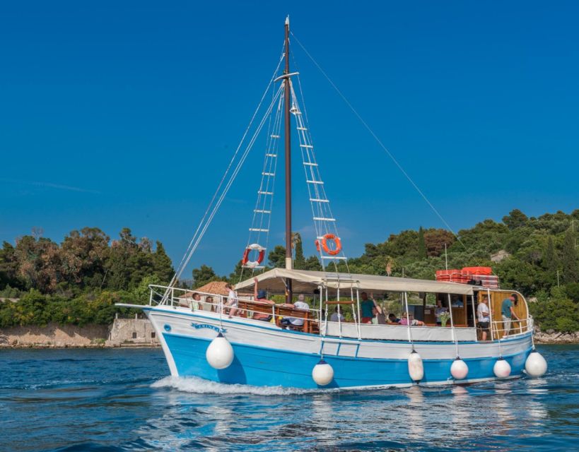 From Dubrovnik: Boat Tour to Kolocep, Lopud, & Sipan Islands - Koločep: your first taste of the islands