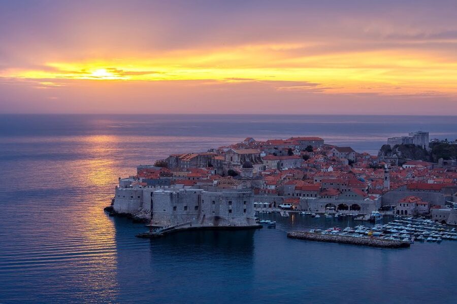 From Dubrovnik: Golden Hour Sunset Cruise with Free Drinks - Key points at a glance