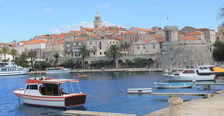 From Dubrovnik: Korcula Island Tour with Wine Tasting - Korčula Town: A Guided Introduction, Then Three Free Hours