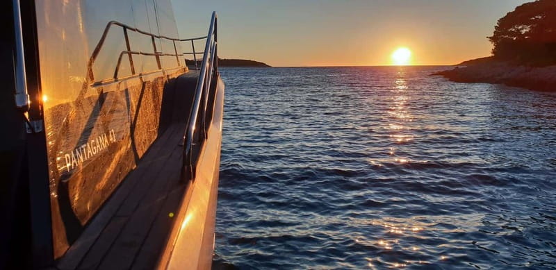 From Hvar: Unforgetable Tour to the Island Vis and Blue Cave - Guides, safety, and the feel on board