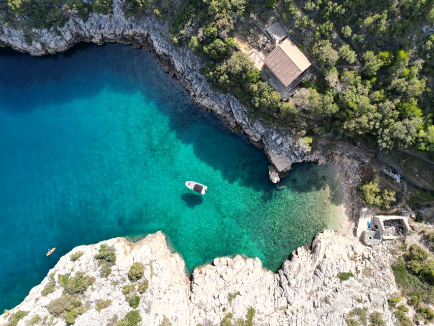 From Makarska: Hidden Gems of Hvar Island's North Shore - Veliki Pokrivenik, cliffs and a concealed cave