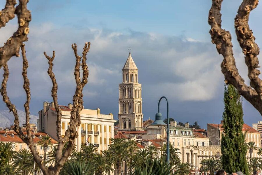 From Makarska : Split City Guided Tour & Free Time - Why this Makarska to Split outing works