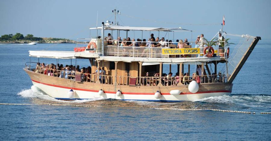 From Poreč: Lim Fjord, Rovinj, and Vrsar Boat Trip - Vrsar for swimming and a final walk