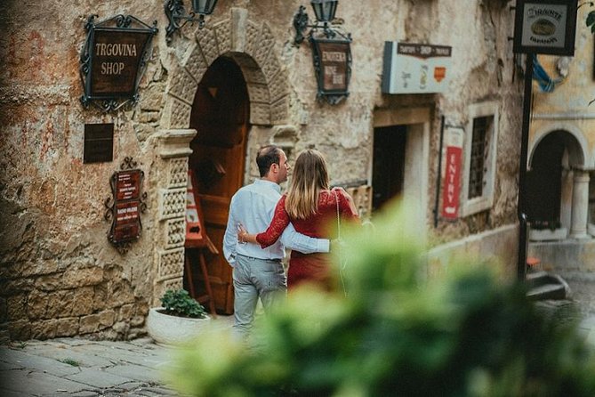 From Pula or Medulin: Istria in one day tour - Grožnjan, a small hilltop village with an artistic past