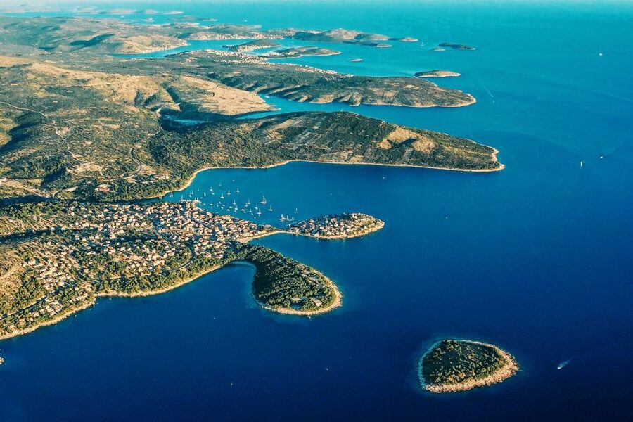 From Sinj: 1.5-Hour Private Flight over Kornati & Šibenik - Key points at a glance