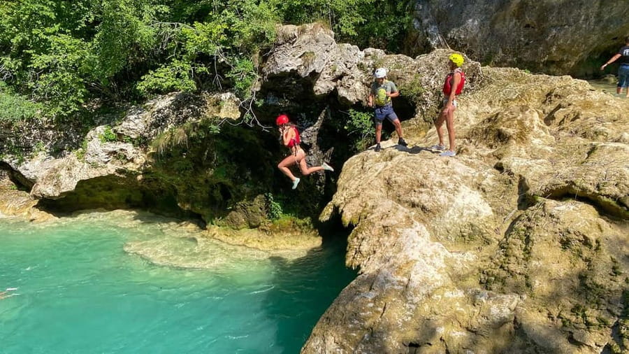 From Slunj: Mrežnica Canyon Kayaking Tour - What to bring and what to leave behind