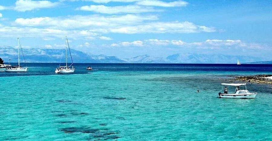 From Split: Islands & Blue Lagoon Cruise with Lunch & Drinks - Key points to know before booking