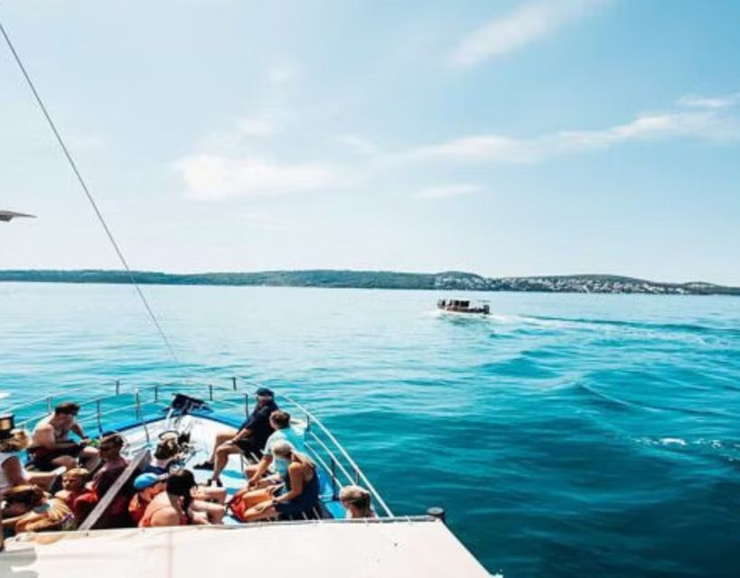 From Split: Islands & Blue Lagoon Cruise with Lunch & Drinks - Šolta’s Nečujam Bay and the Kontessa wreck