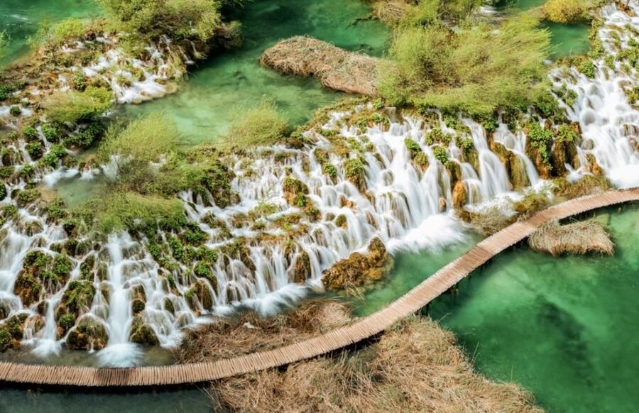 From Split or Trogir: Plitvice Lakes Guided Full-Day Tour - Practical tips for a smoother visit