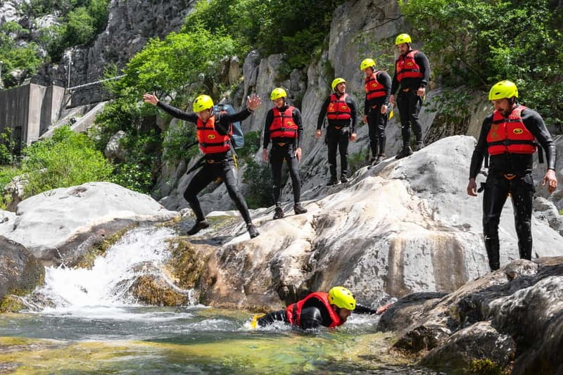 From Split/Šestanovac: Canyoning on Cetina River - From Split to Šestanovac in about 45 minutes