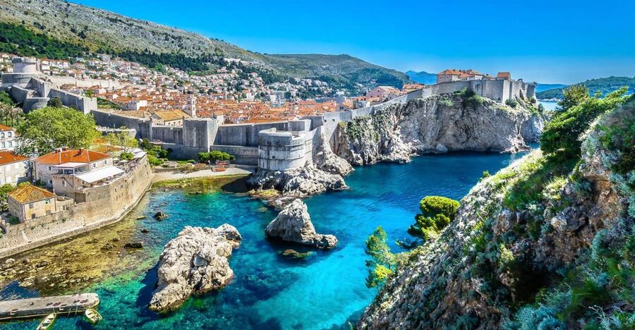 From Split & Trogir: Dubrovnik Guided Day Tour - The Adriatic road to Dubrovnik