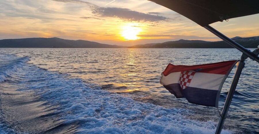 From Trogir: 3 islands half day tour with Blue Lagoon - Why This Five-Hour Boat Trip Works