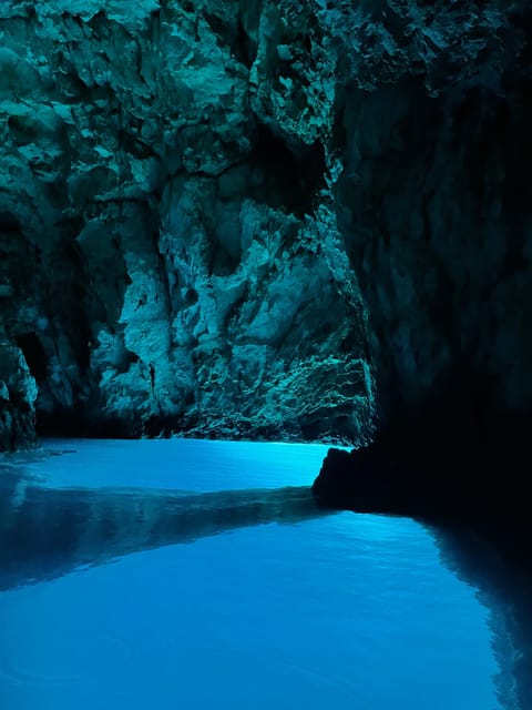 From Vis: Speedboat tour - Vis, Biševo & Blue Cave (private) - Leaving Vis at 8 a.m. for Parja Bay