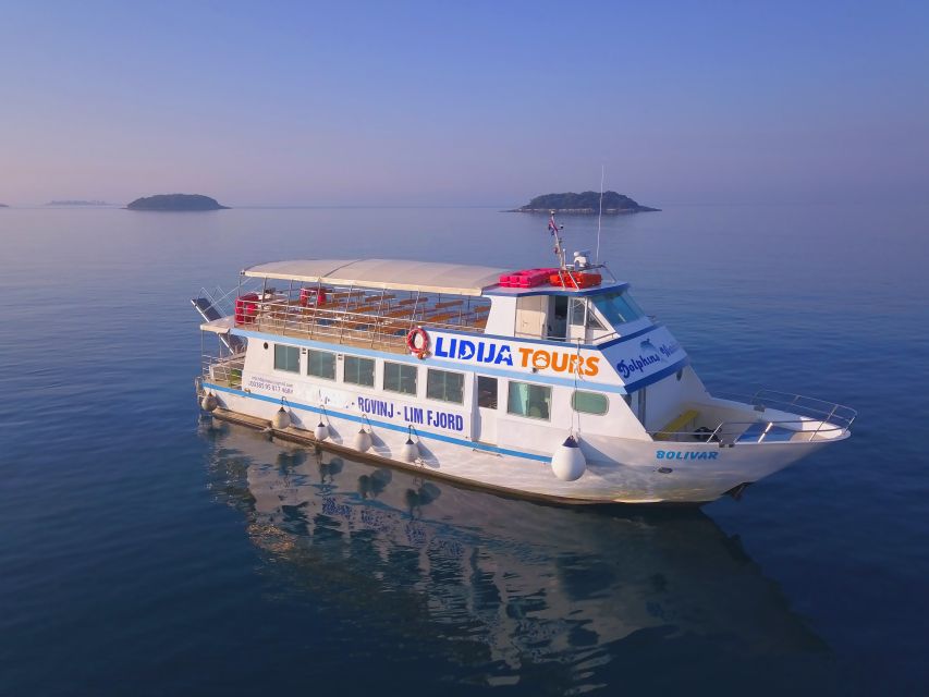 From Vrsar: Lim Bay, Pirate Cave and Rovinj Visit - Setting off from Vrsar on a calm Adriatic morning