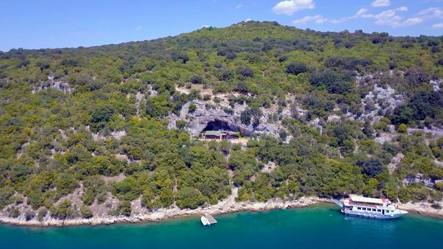 From Vrsar: Lim Bay, Pirate Cave and Rovinj Visit - Two free hours to find your own Rovinj
