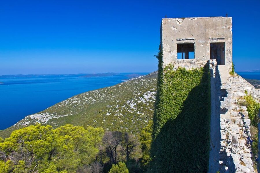 From Zadar: Full-Day Ugljan Self-Guided Bike Tour - Crossing by Ferry to Preko
