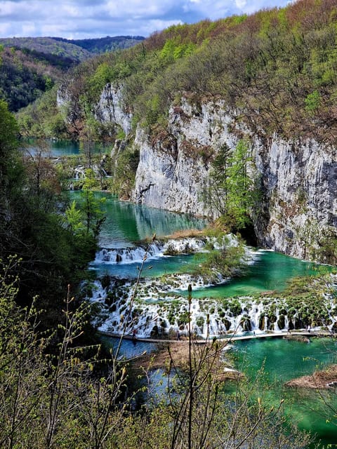 From Zadar: Plitvice Lakes Day Tour - Boardwalks, waterfalls, and the park’s changing pace