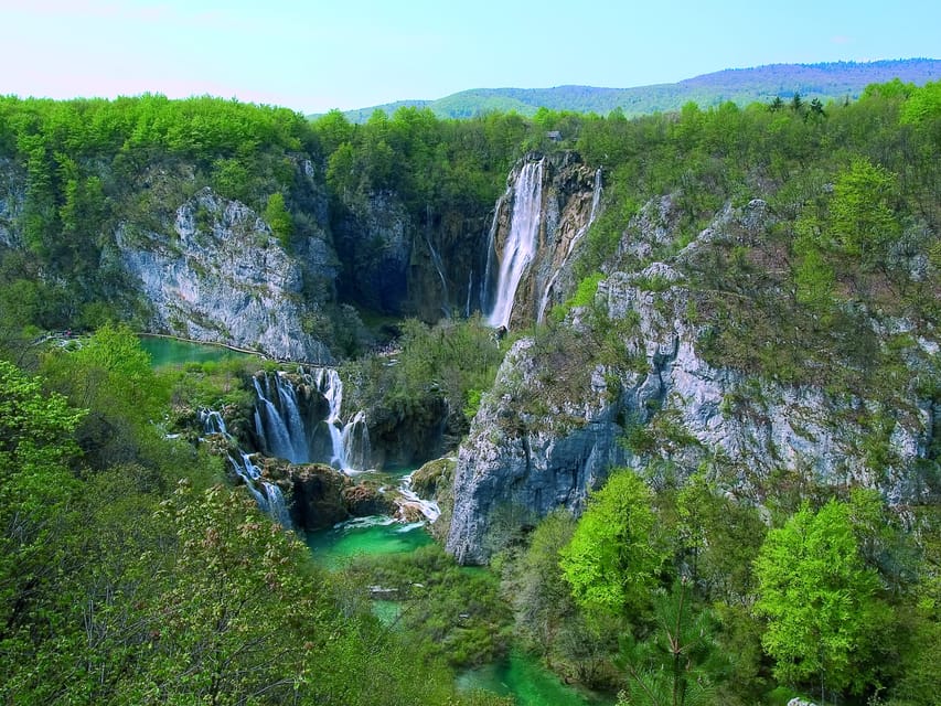 From Zadar: Plitvice Lakes Day Tour - What the guide adds to the day
