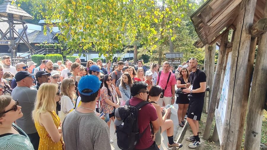 From Zadar: Plitvice Lakes Day Trip with Guide and Boat Tour - The panoramic train and the return to Zadar
