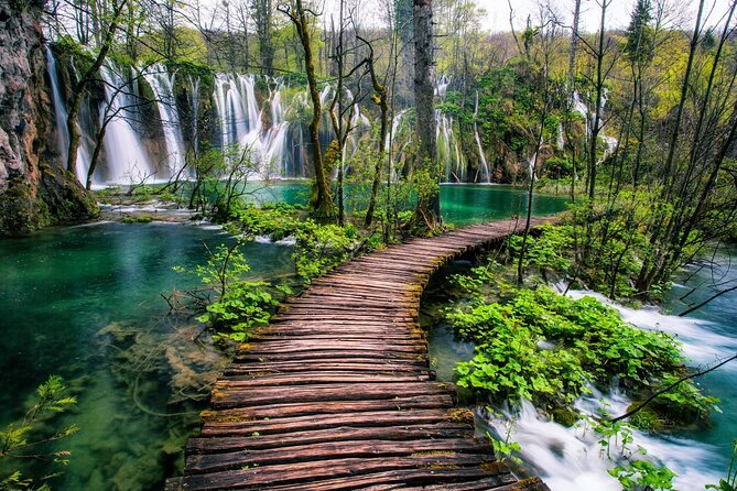 From Zadar: Plitvice Lakes Guided Day Tour with Tickets - Four hours among the upper and lower waterfalls