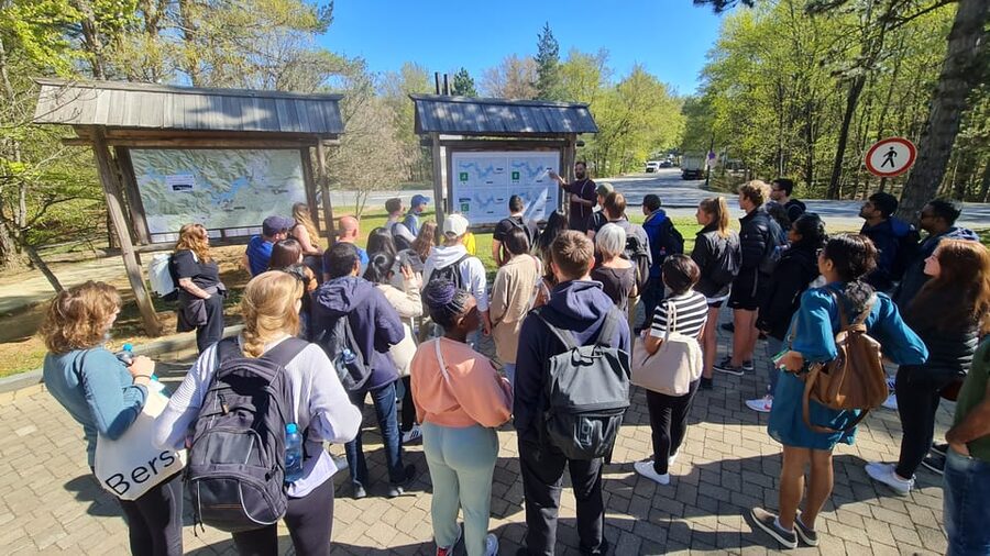 From Zadar: Plitvice Lakes Guided Tour with Boat & Train - Entering the park without buying a ticket at the gate