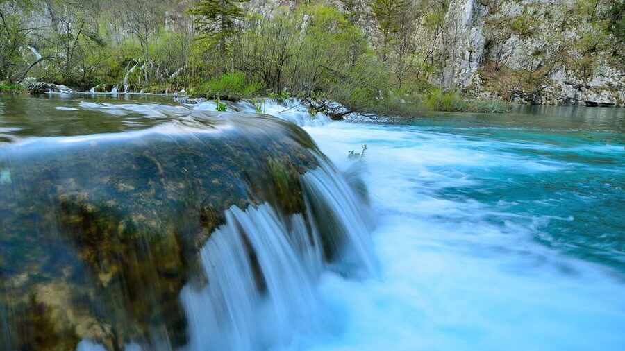 From Zadar: Plitvice Lakes National Park Tour - The Lower Lakes and Šupljara Cave