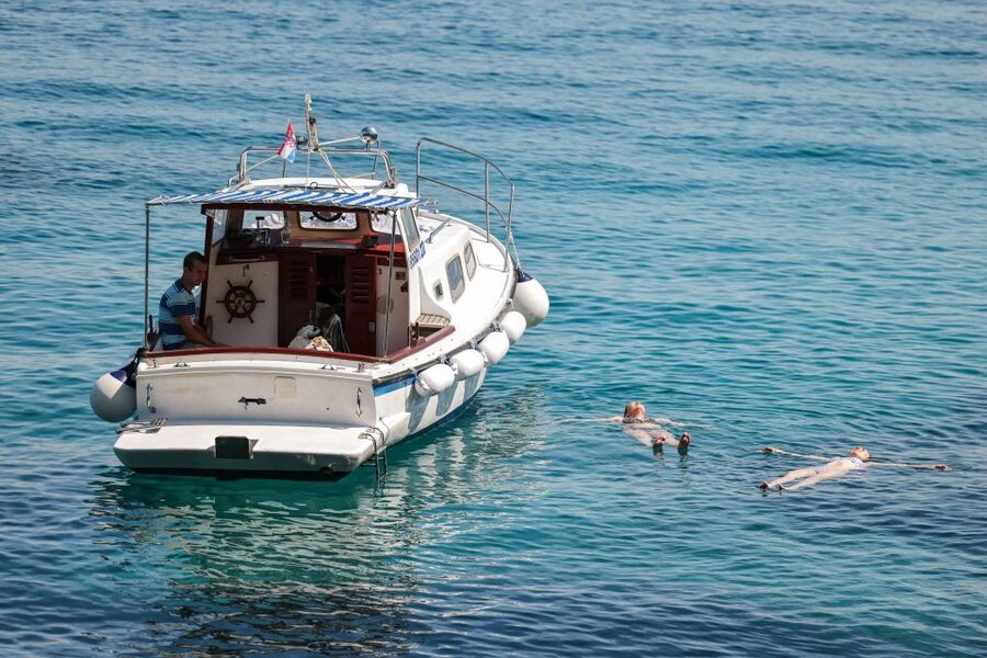 From Zadar: Private Boat Tour to Croatian Islands - The small boat question