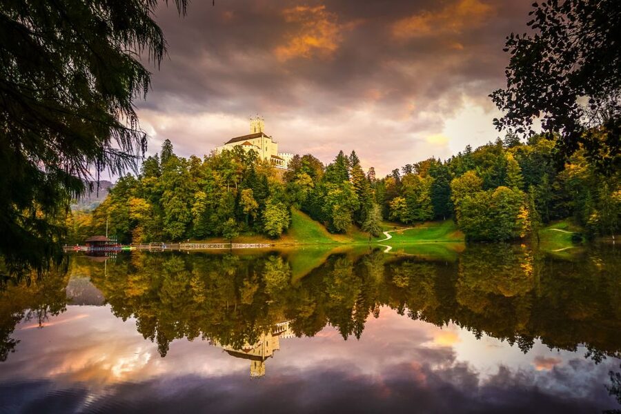 From Zagreb: Fairytale Castle & Wine Tasting & Lunch - Who will enjoy this day most?