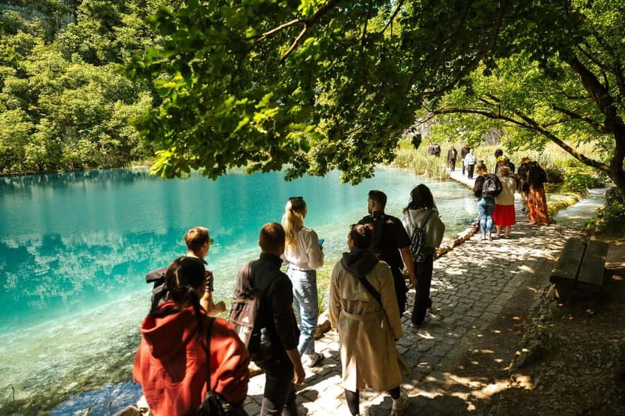 From Zagreb: Plitvice Lakes National Park Tour with Tickets - Waterfalls, travertine, and the Veliki slap viewpoint
