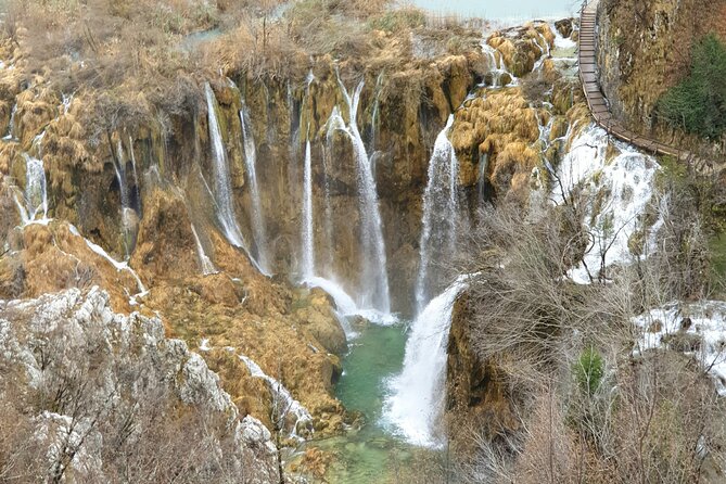 From Zagreb: Plitvice Lakes & Rastoke Tour - Crowds, weather, and the best season