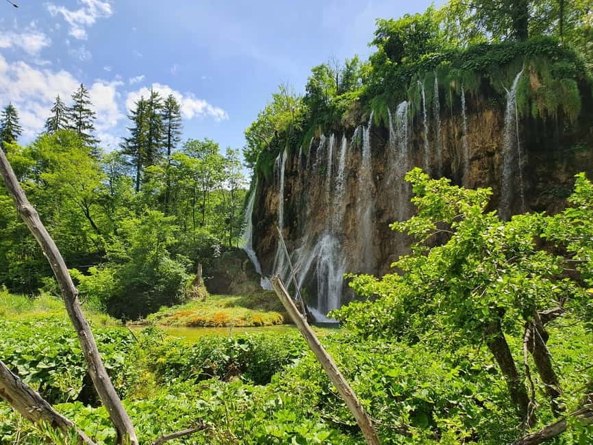 From Zagreb: Rastoke and Plitvice lakes Guided Day Trip - What the $46 price really covers