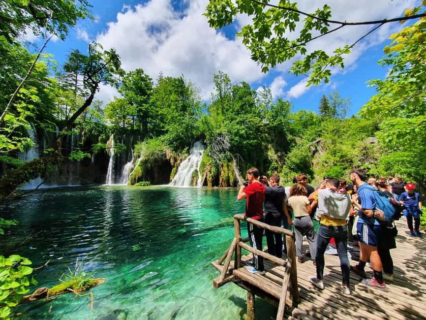 From Zagreb: Rastoke and Plitvice lakes Guided Day Trip - The guides are a major part of the value