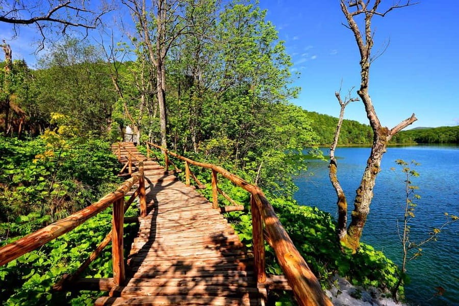 From Zagreb: Rastoke and Plitvice lakes Guided Day Trip - What to bring and who should skip it