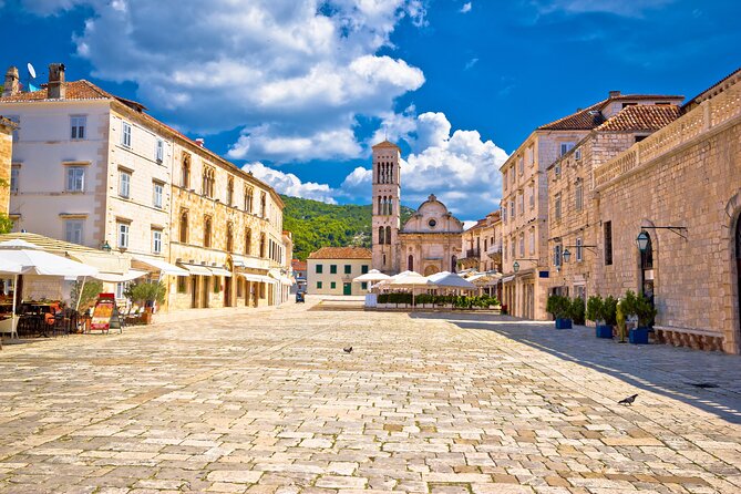 Full-Day Catamaran Cruise to Hvar & Pakleni Islands with Food and free Drinks - Who should book this Split catamaran cruise?