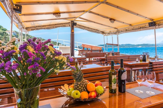 Full-Day Dubrovnik Elaphite Islands Cruise with Lunch and Drinks - Sipan: A Short Port Stop With Modest Expectations