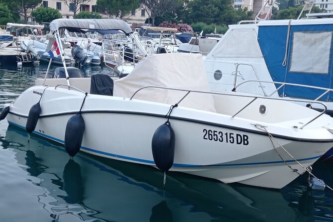Full- Day Private Speedboat Tour in Dubrovnik on Elaphiti Islands - Blue Cave Dubrovnik: a short first swim