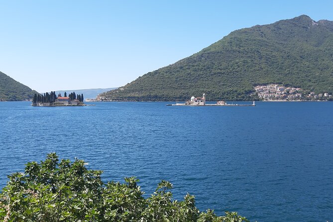 Full-Day Tour Bay of Kotor Perast Kotor and Budva small group from Dubrovnik - What the full-day schedule really feels like