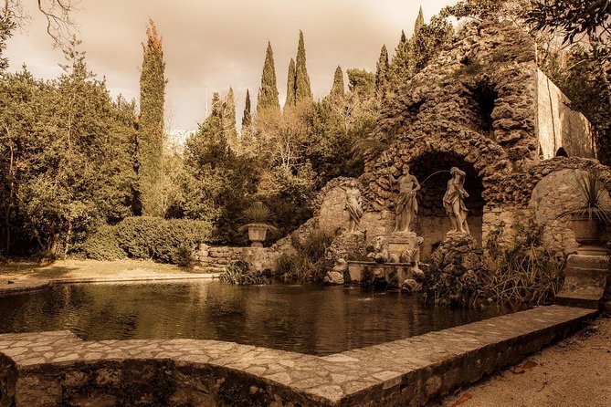 Game of Thrones Extended Tour with Swords and Props - Rector’s Palace becomes the Spice King’s home
