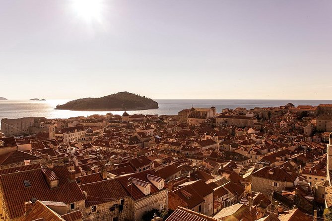 Game of Thrones Extended Tour with Swords and Props - Dominican Monastery and the market of King’s Landing