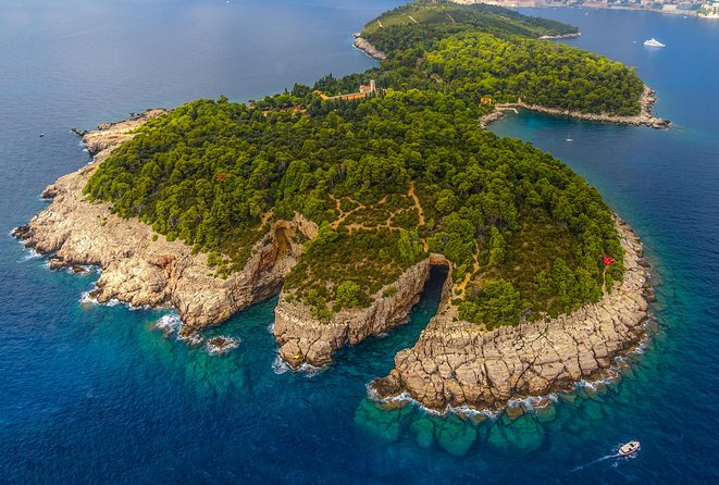 Game of Thrones Kings Landing filming locations with Lokrum Island visit - Returning to the Old Port and Orlando’s Column