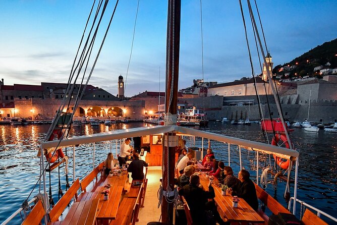 Gastro Cruise | Dinner and Boat ride around Dubrovnik Old Town - The route past Dubrovnik’s city walls